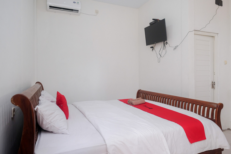 Bedroom 12