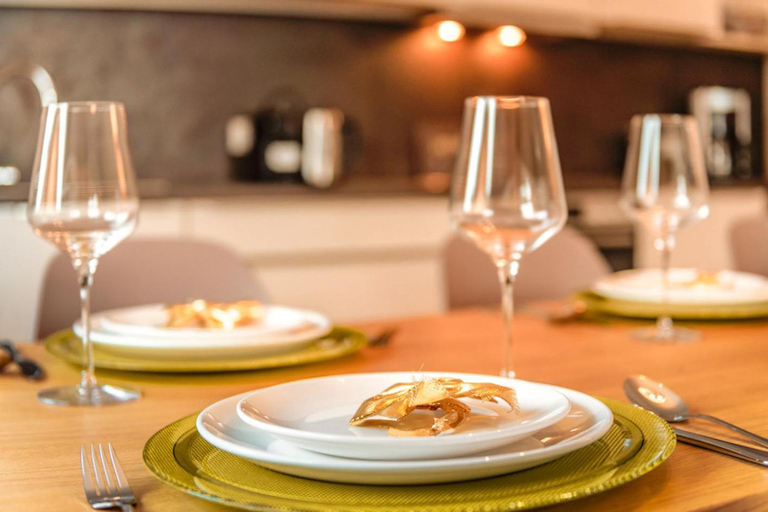 Food & Drinks, die Tauplitz Lodges - Alm Lodge A13 by AA Holiday Homes, Liezen