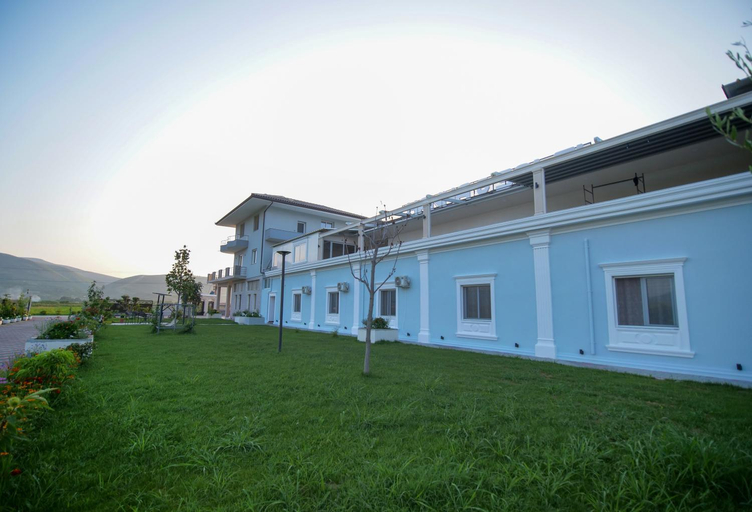 Exterior & Views 1, Hanna & Solei Hotel, Beratit