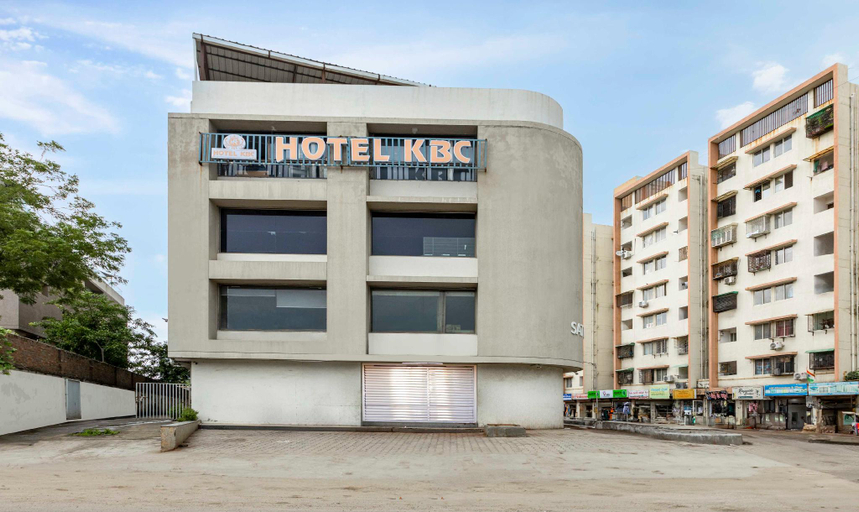 Exterior & Views 2, Treebo KBC, Ahmadabad