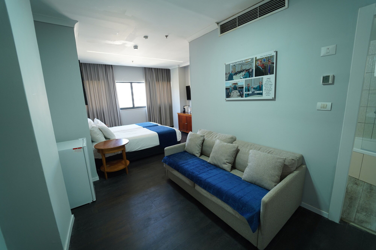 Bedroom 3, Spirit of Herzl Hotel