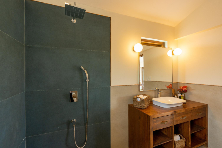 Others 3, ELIVAAS 4 BHK with Pvt Pool & Media Room - Amahoro, North Goa