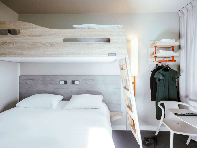 Bedroom 8