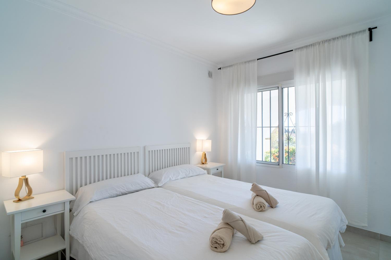 Bedroom 3, Villa Sandra Luxury Suite, Málaga