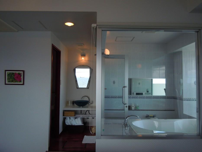 Bathroom 3, Hotel Mtb, Motobu