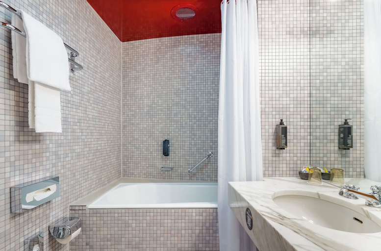 Bathroom 7