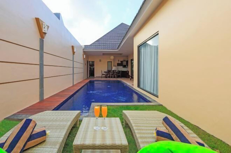 Swimming Pool 27