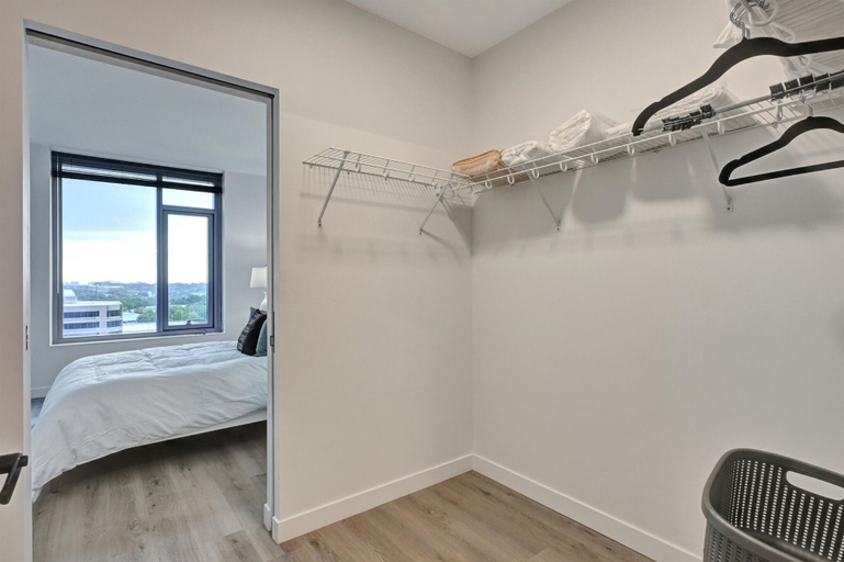 Bedroom 3, Global Luxury Suites at Town Center, Fairfax