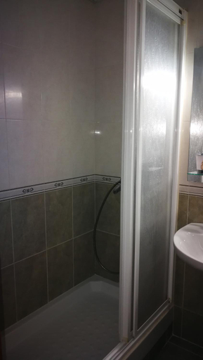 Bathroom 3, Benalmadena ,apartamento-Estudio primera Linea de Playa, Málaga