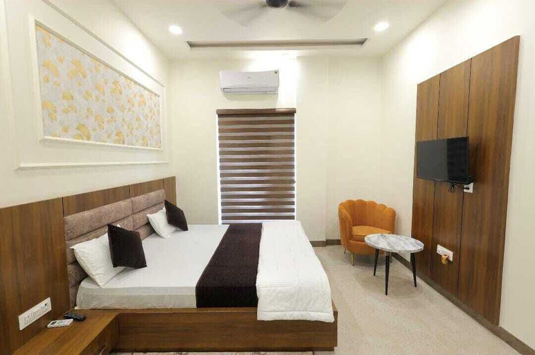 Bedroom 2, Hotel Shrinath Palace, Mathura
