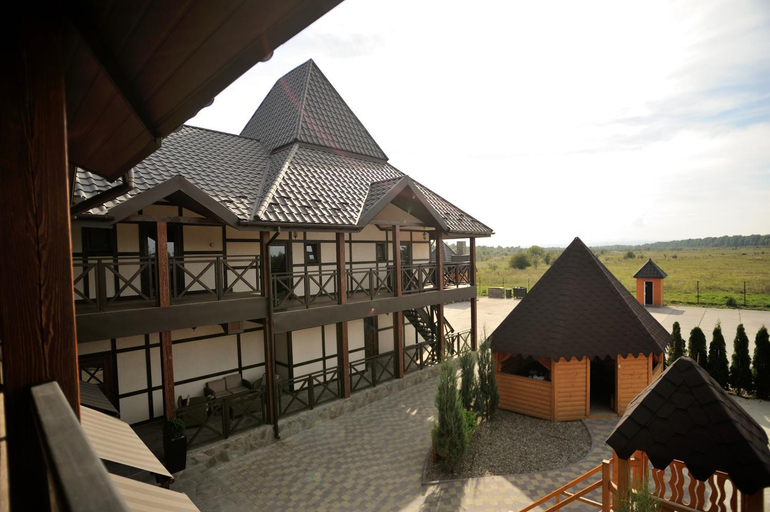 Others 4, Hotel Vulyk, Stryis'kyi