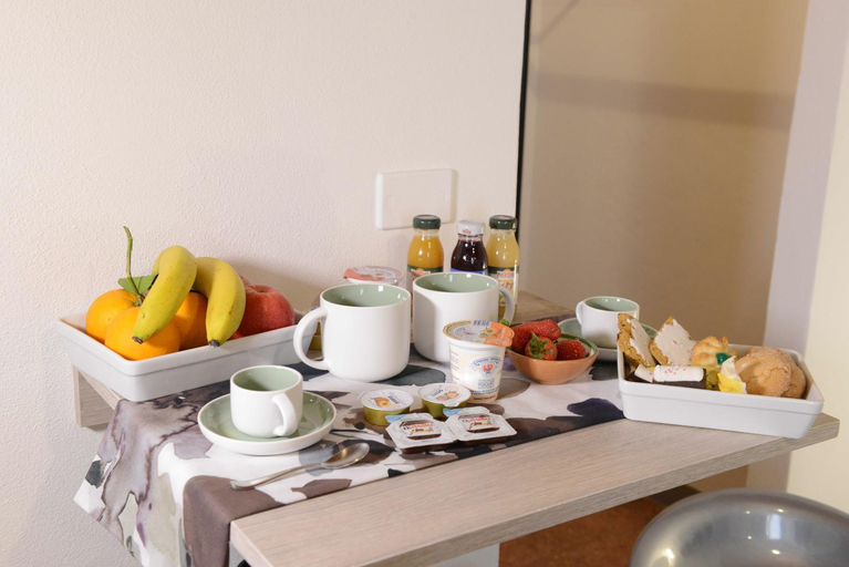 Others 3, A Mos Veure B&B, Sassari