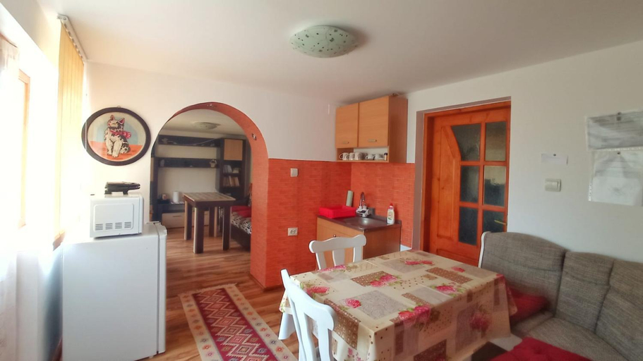 Others 4, Casa La Agapia, Agapia
