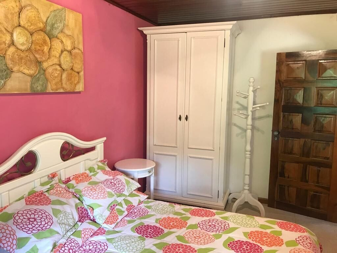 Room 3, Chalés Pedra Redonda Monte Verde Mg, Camanducaia