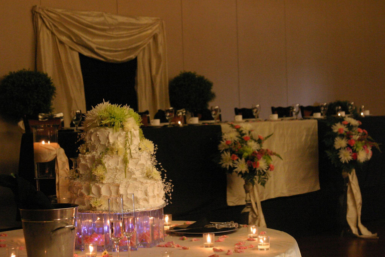 Food & Drinks, Parke Regency Hotel & Conference Ctr.; BW Premier Collection, McLean