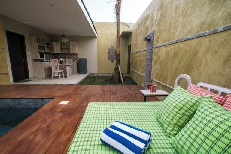 Swimming Pool 15