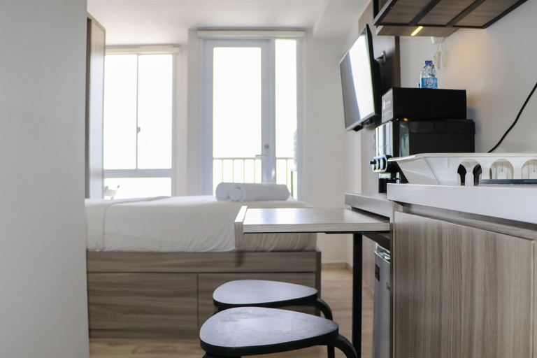 Others 3, Homey Designed and Tidy Studio Tokyo Riverside PIK 2 Apartment By Travelio, Tangerang