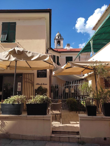 Blackstone Apartment, Savona