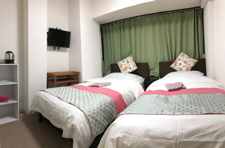 Bedroom 4, GreenHotel, Taitō