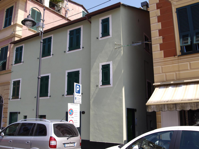 Home Sweet Home, Genova