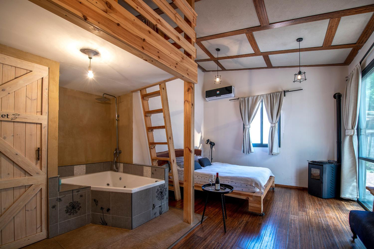 Bathroom 5, Gate Away B&B Units