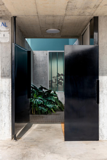 Entrance 3, Casa d´Avo Dalina, Figueira da Foz