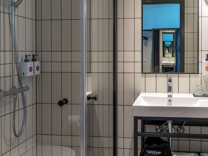 Bathroom 4, Quality Hotel Panorama, Trondheim