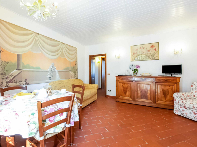 Bedroom 3, Splendid Holiday Home in Orciatico with Hot Tub & Pool, Pisa