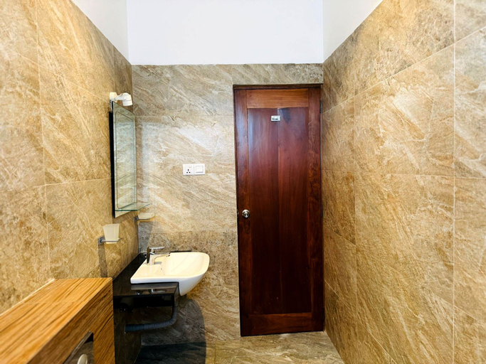 Bathroom 2, Rivorich Residence Kandy, Kundasale