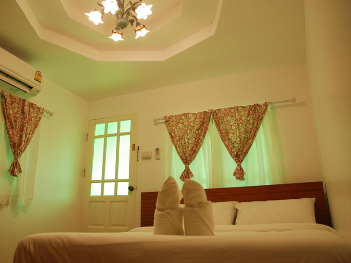 Bedroom 16