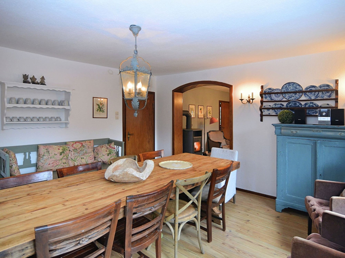 Others 2, Quaint Holiday Home near Ski Area in Neuastenberg, Hochsauerlandkreis
