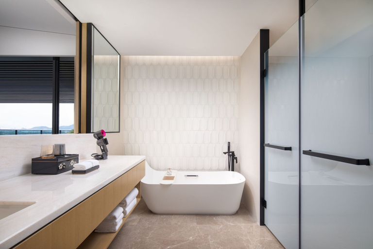 Bathroom 4, Courtyard by Marriott Changzhou China, Changzhou