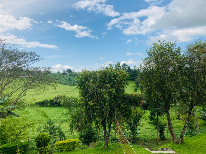 Others 3, Yes Hostel, Fort Portal