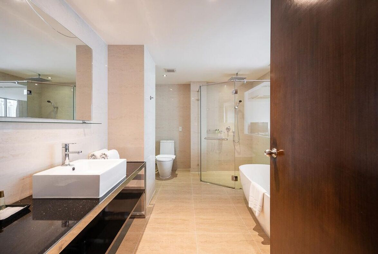 Bathroom 21