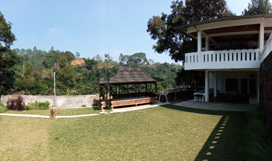 Exterior & Views 3, villa meilody 4 - Hera space, Bogor