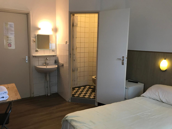 Others 2, hotel Oosterpark, Amsterdam