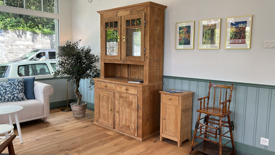 Public Area, Boutique Hotel Niesenblick Self Check In, Thun