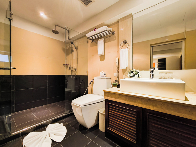 Bathroom 5