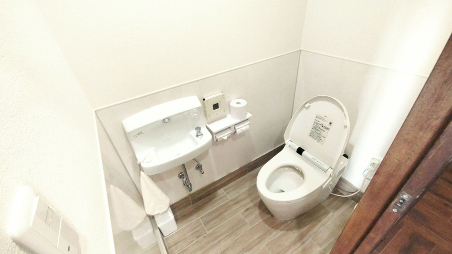 Bathroom 3, Kariyushi Condominium Resort Nago Sea Side House, Nago