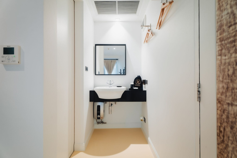 Bathroom 5, Xinlor House, Pulau Phuket