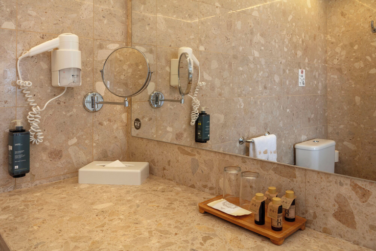 Bathroom 4, Hotel Gaivota Azores, Ponta Delgada