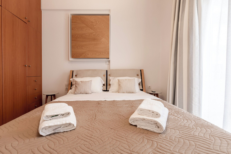 Bedroom 3, Eva's Cozy Urban Apartment, Crete