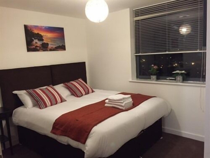 Bedroom 3, Stratford Luxury Apartments, London