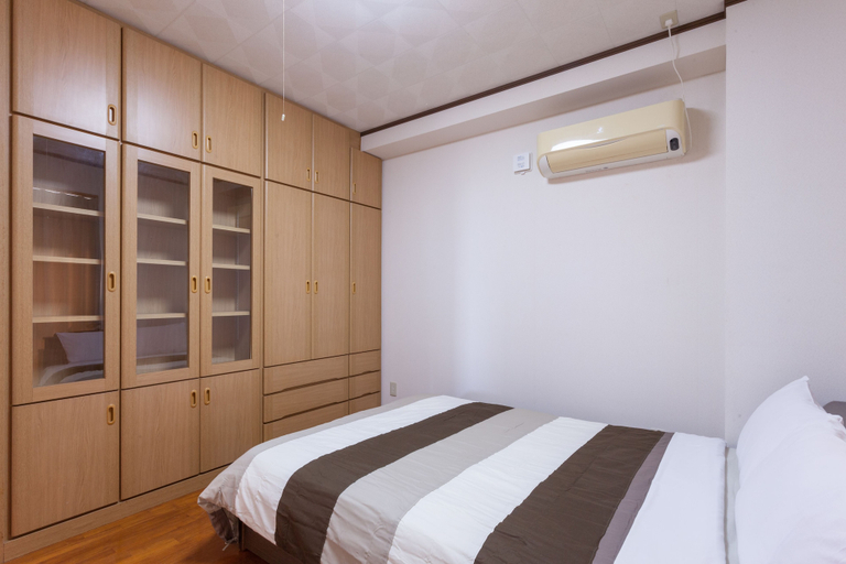 Bedroom 2, Kariyushi Condominium Resort Nago Sea Side House, Nago