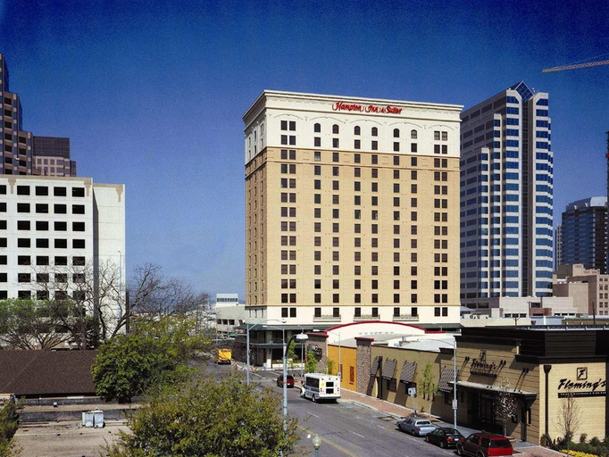 Exterior & Views 1, Hampton Inn & Suites by Hilton Austin Downtown, Travis