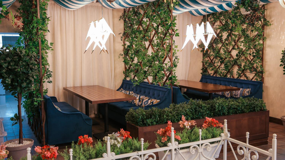 Food & Drinks 3, 7 Boutique Hotel, Glubokovskiy