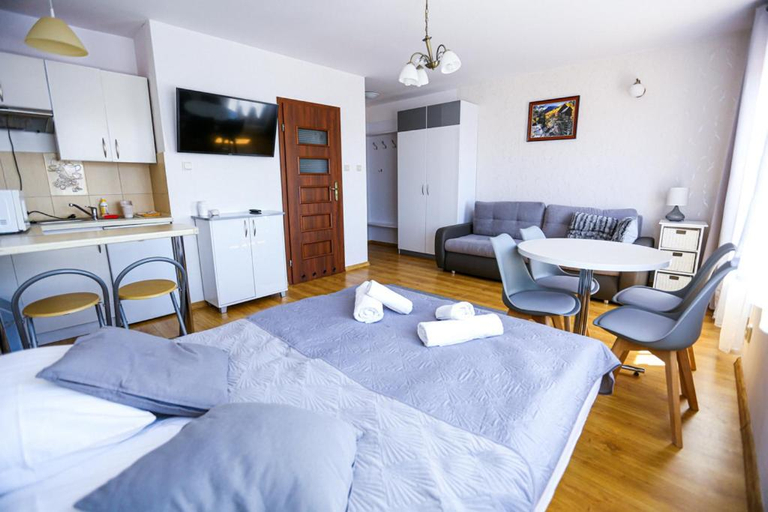 Bedroom 2, Villa Roza pokoje & apartamenty, Lębork