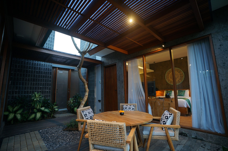 Food & Drinks 5, The Shanti Graha Villas, Gianyar