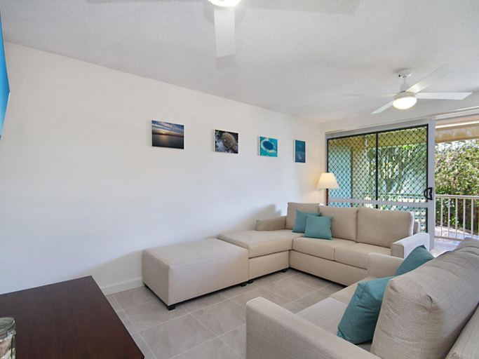 Others 4, Woobera Unit 14, Coolangatta