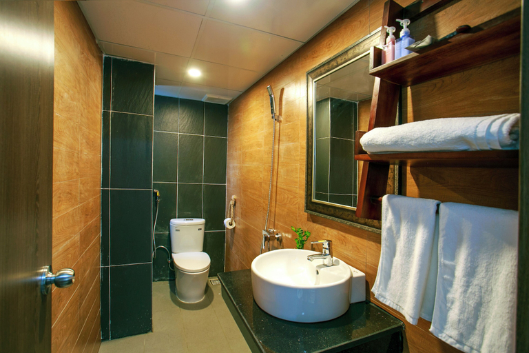 Bathroom 4, May's House Hoi An Ancient Town Center, Da Nang